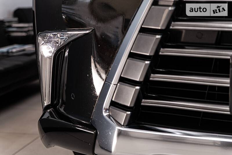 Позашляховик / Кросовер Lexus LX 2017 в Одесі