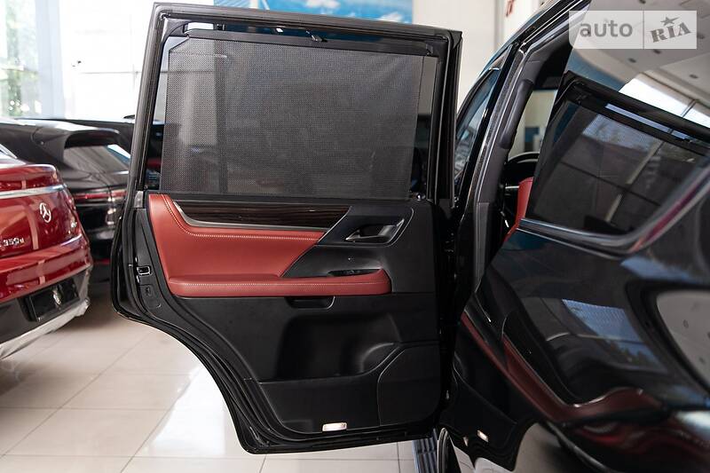 Позашляховик / Кросовер Lexus LX 2017 в Одесі