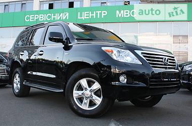 Lexus LX 2010