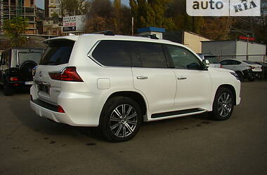 Внедорожник / Кроссовер Lexus LX 2018 в 