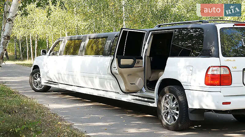 Лимузин Lexus LX 1999 в Лубнах