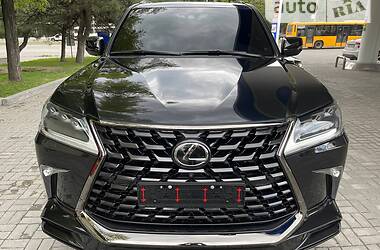 Позашляховик / Кросовер Lexus LX 2021 в 