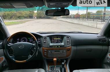 Внедорожник / Кроссовер Lexus LX 2006 в 
