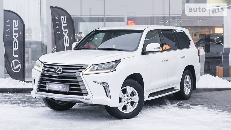 Позашляховик / Кросовер Lexus LX 2016 в Львові