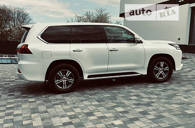 Внедорожник / Кроссовер Lexus LX 2018 в 