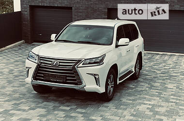 Внедорожник / Кроссовер Lexus LX 2018 в 