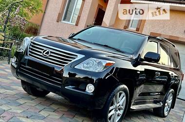 Внедорожник / Кроссовер Lexus LX 2008 в Черновцах