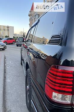 Внедорожник / Кроссовер Lexus LX 2006 в 