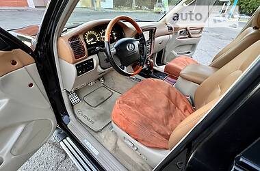 Позашляховик / Кросовер Lexus LX 2002 в Одесі