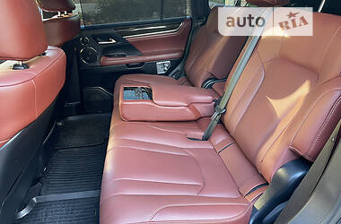 Позашляховик / Кросовер Lexus LX 2020 в 