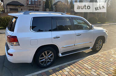 Lexus LX 2012