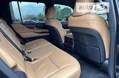 Позашляховик / Кросовер Lexus LX 2022 в 