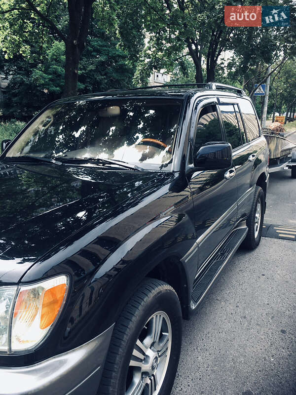 Позашляховик / Кросовер Lexus LX 2005 в Києві