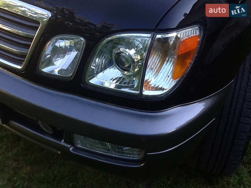 Позашляховик / Кросовер Lexus LX 2005 в Києві