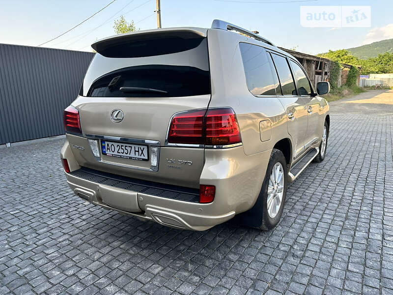 Внедорожник / Кроссовер Lexus LX 2008 в Виноградове