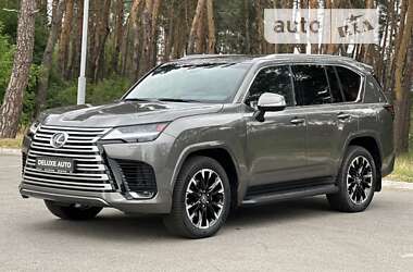 Внедорожник / Кроссовер Lexus LX 2023 в 