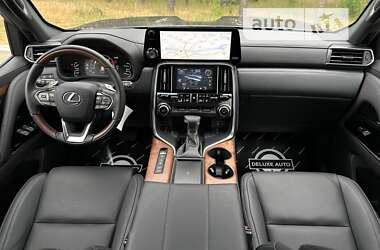 Внедорожник / Кроссовер Lexus LX 2023 в 