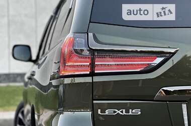 Внедорожник / Кроссовер Lexus LX 2021 в 