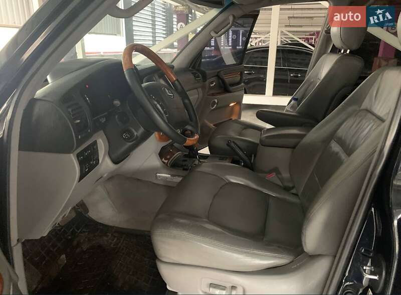 Позашляховик / Кросовер Lexus LX 2005 в Києві