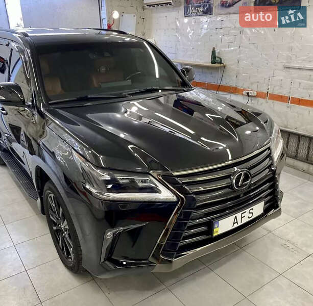 Lexus LX 2019