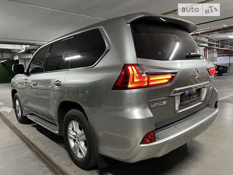 Позашляховик / Кросовер Lexus LX 2016 в Києві фото 6 Позашляховик / Кросовер Lexus LX 2016 в Києві
