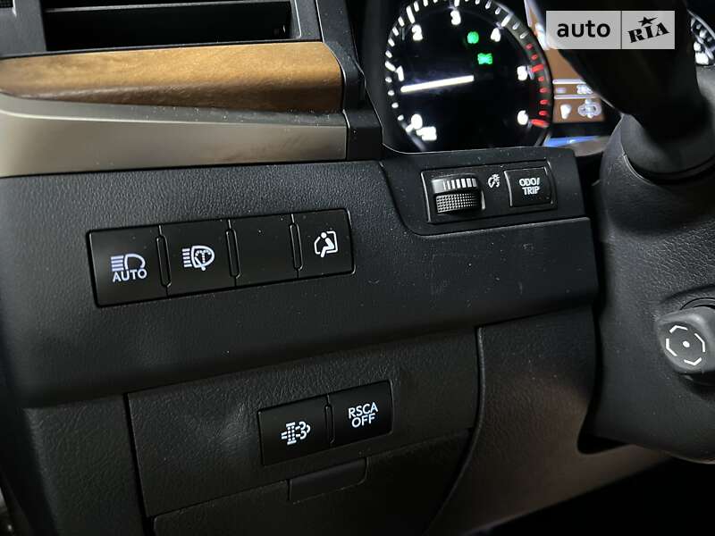 Позашляховик / Кросовер Lexus LX 2016 в Києві фото 24 Позашляховик / Кросовер Lexus LX 2016 в Києві