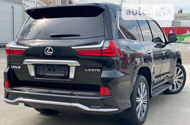 Внедорожник / Кроссовер Lexus LX 2016 в Киеве