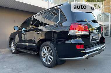 Внедорожник / Кроссовер Lexus LX 2013 в 