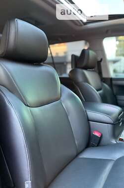 Внедорожник / Кроссовер Lexus LX 2013 в 