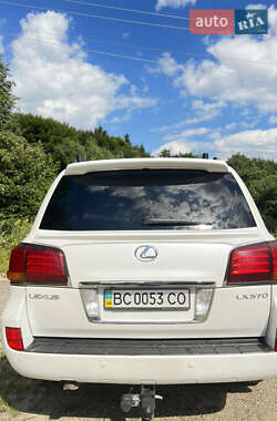 Внедорожник / Кроссовер Lexus LX 2011 в 