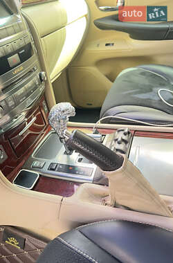 Внедорожник / Кроссовер Lexus LX 2011 в 