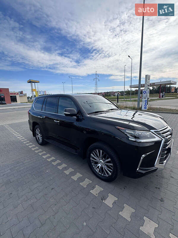 Позашляховик / Кросовер Lexus LX 2019 в Львові