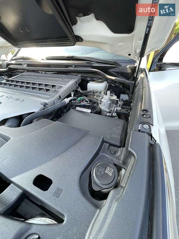 Позашляховик / Кросовер Lexus LX 2017 в Києві