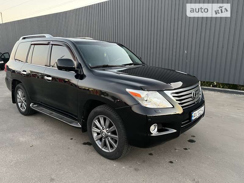 Позашляховик / Кросовер Lexus LX 2007 в Харкові
