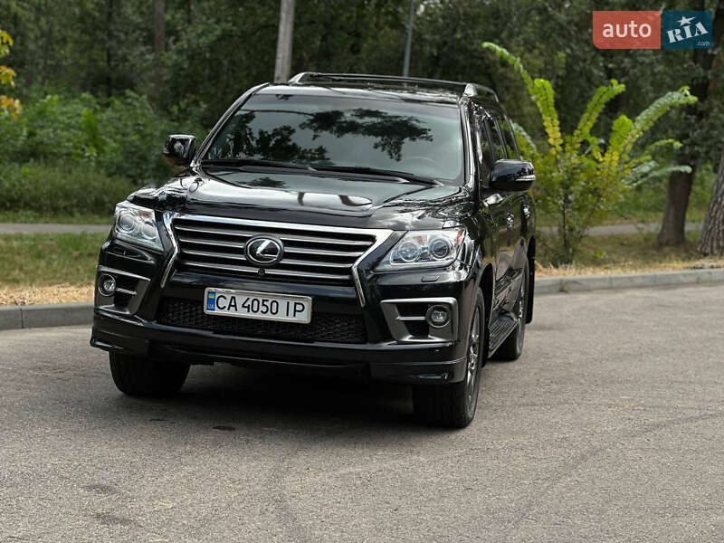 Внедорожник / Кроссовер Lexus LX 2014 в Черкассах
