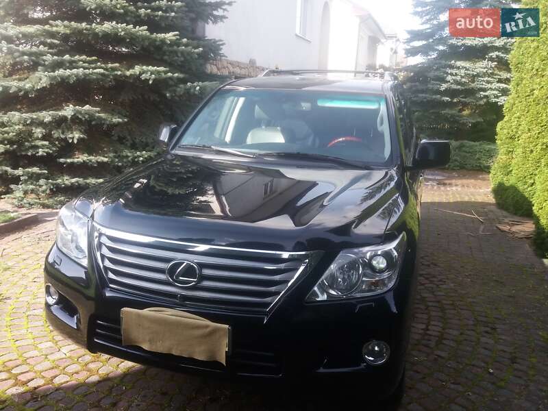 Lexus LX 2008