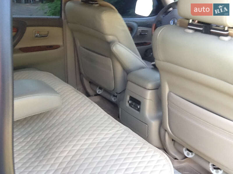 Позашляховик / Кросовер Lexus LX 2005 в Києві