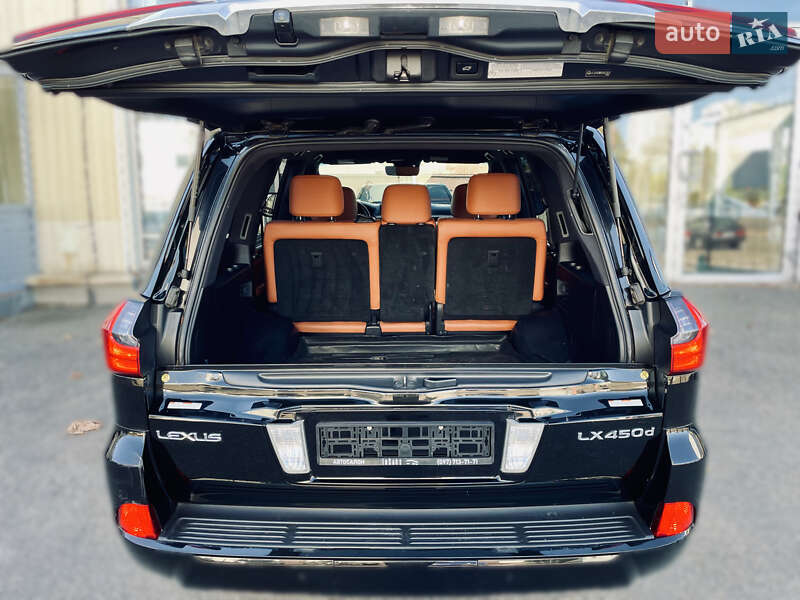 Внедорожник / Кроссовер Lexus LX 2016 в Одессе