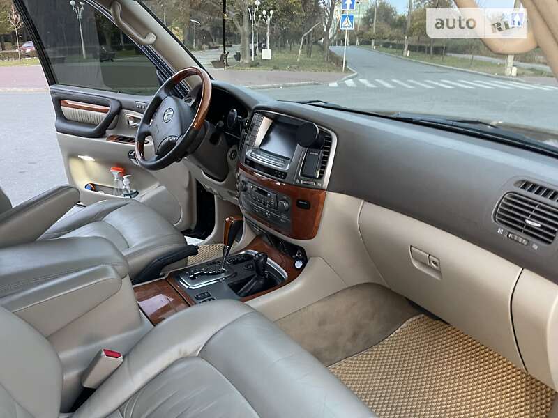 Позашляховик / Кросовер Lexus LX 2005 в Києві