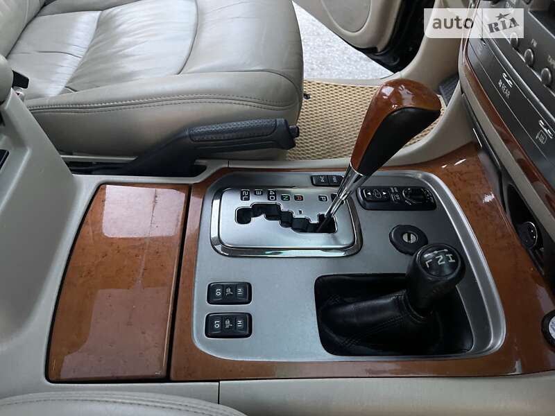 Позашляховик / Кросовер Lexus LX 2005 в Києві