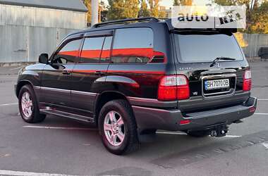 Внедорожник / Кроссовер Lexus LX 1999 в 