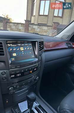Внедорожник / Кроссовер Lexus LX 2008 в 