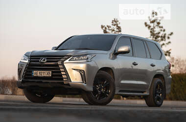 Внедорожник / Кроссовер Lexus LX 2016 в Днепре