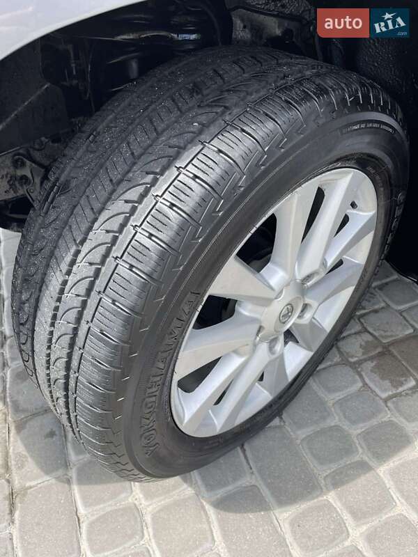 Позашляховик / Кросовер Lexus LX 2008 в Львові фото 40 Позашляховик / Кросовер Lexus LX 2008 в Львові