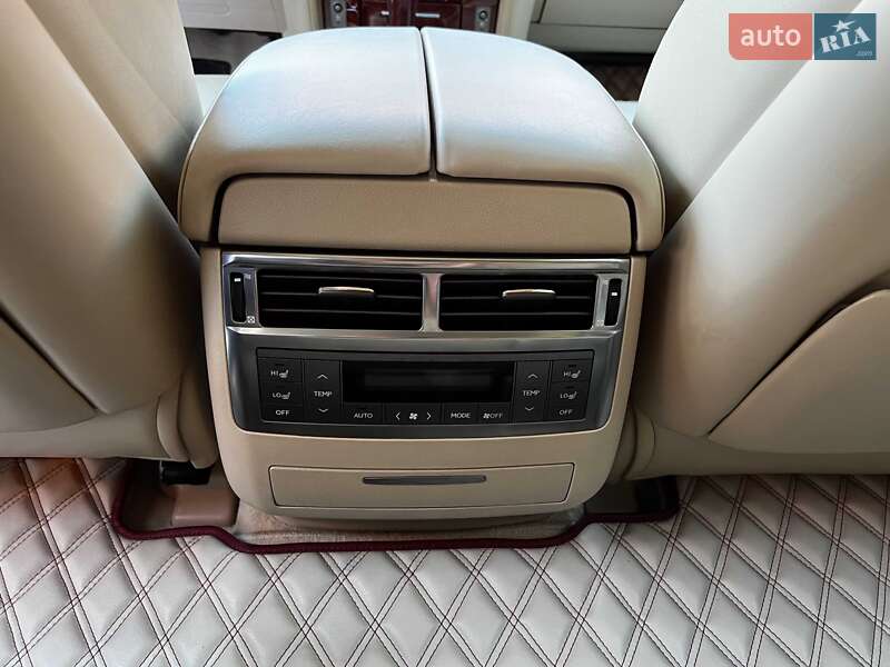 Внедорожник / Кроссовер Lexus LX 2008 в Львове