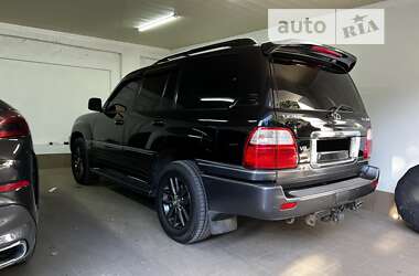 Внедорожник / Кроссовер Lexus LX 2004 в Одессе