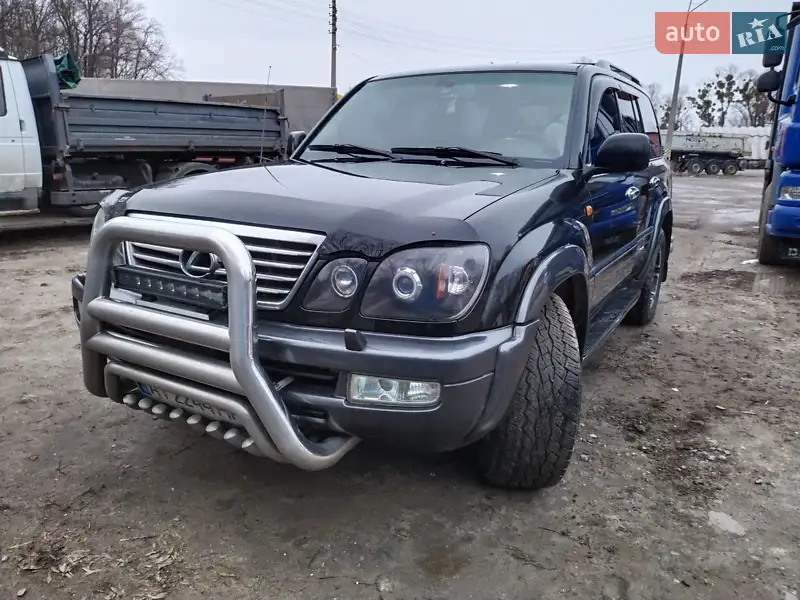 Lexus LX 2006