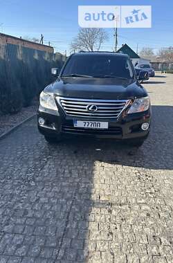 Lexus LX 2010