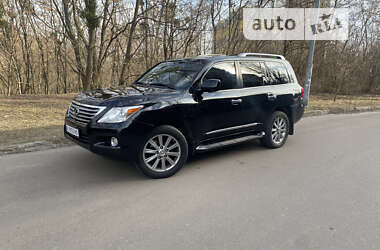 Lexus LX 2011