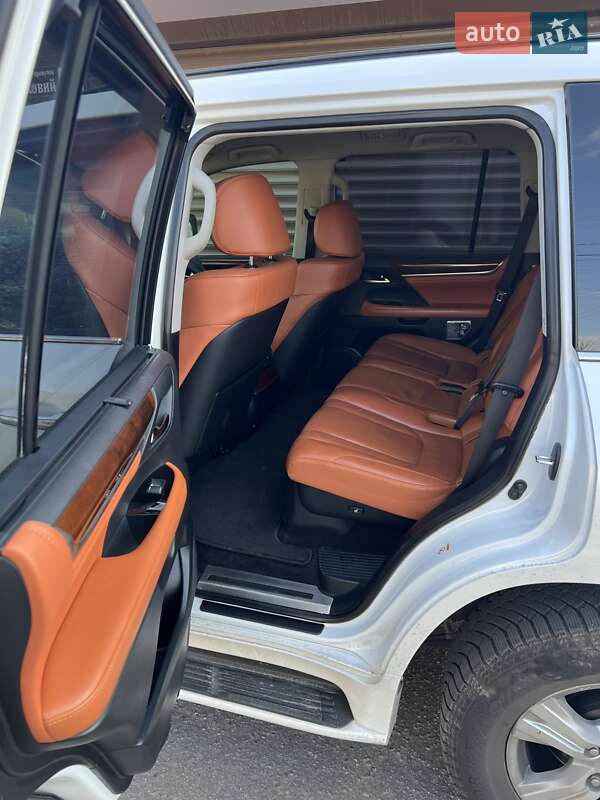 Внедорожник / Кроссовер Lexus LX 2017 в Полтаве